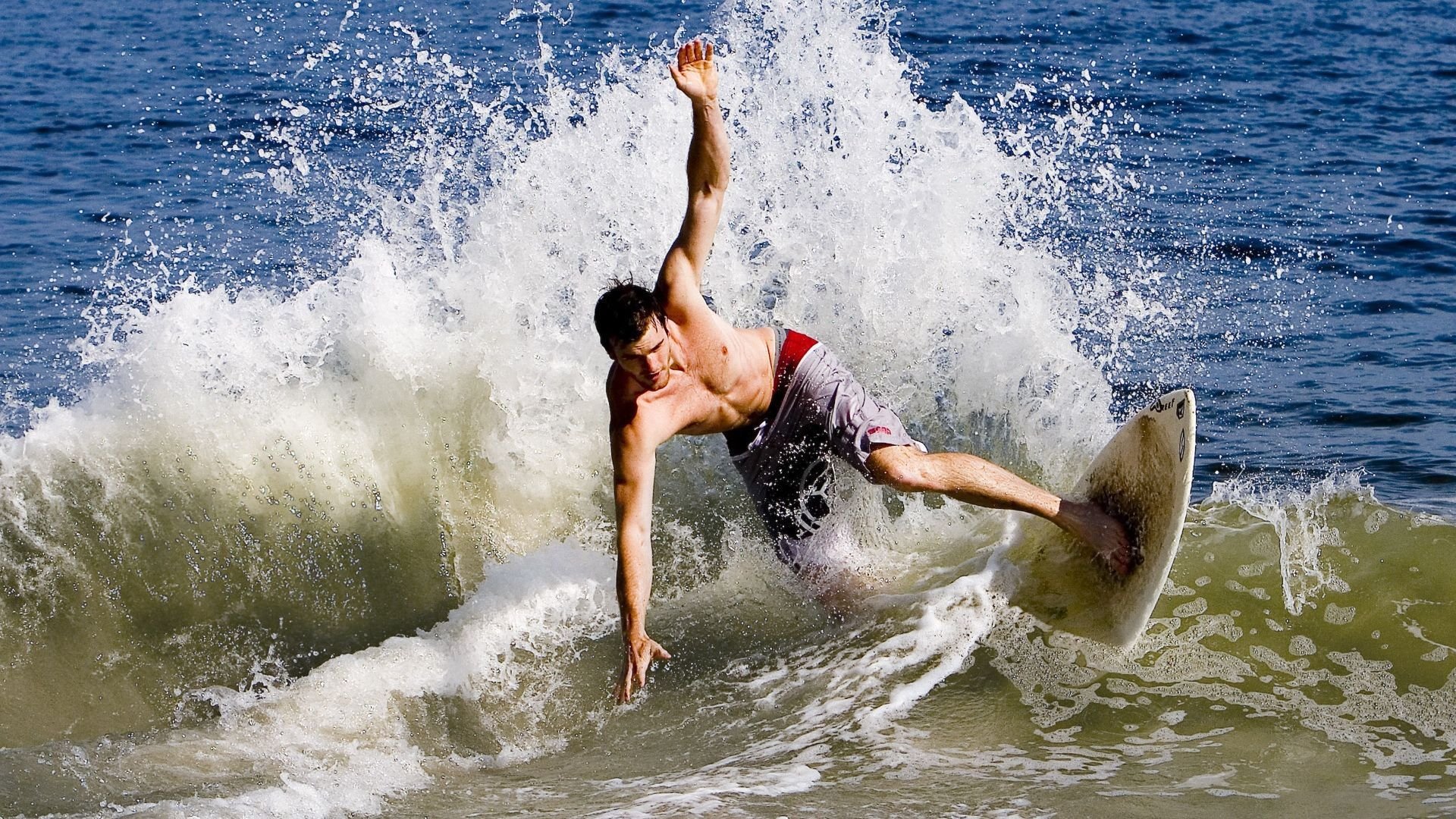 德罗巴焦点对战,Ming与70激战美国队分钟,险胜胜负难料!赢得满堂喝彩