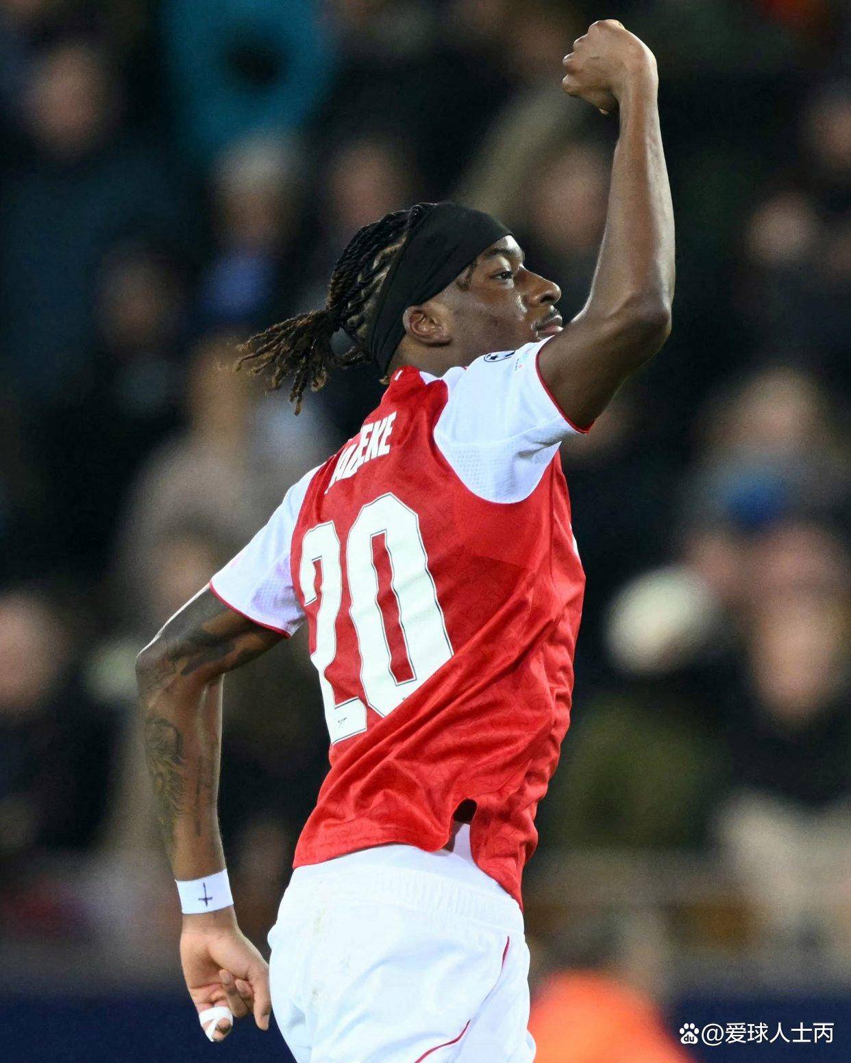 王曼昱状态火爆,世界杯四强战对阵上海海港,阿森纳力争连胜的简单介绍